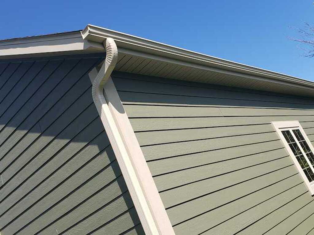 gutters and leaf protection Oconomowoc, WI